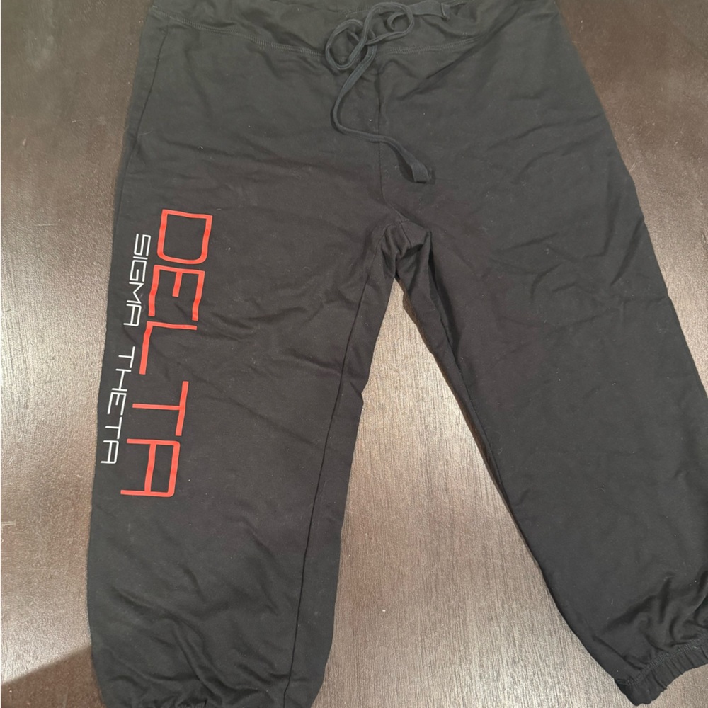 Black Cropped Pants